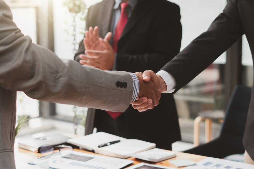 Signature d'un partenariat d'investissement